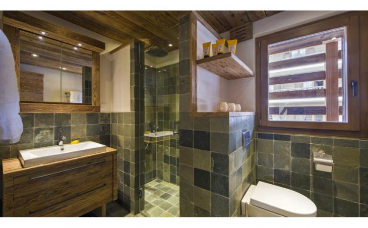 No.5 Penthouse, Verbier, Bathroom